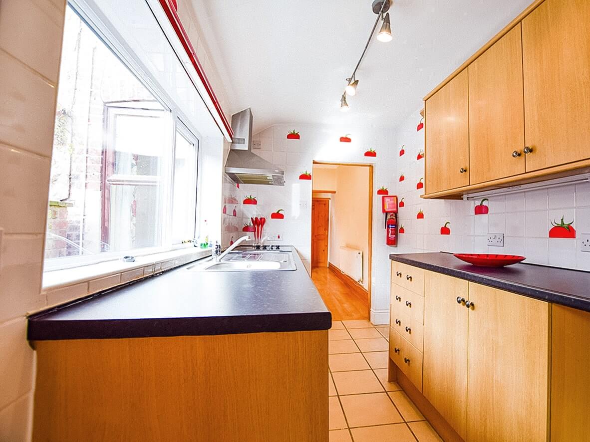 2 bed house in stoke