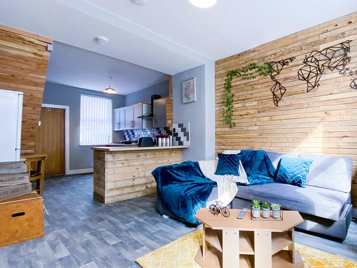 rooms for staffs uni students